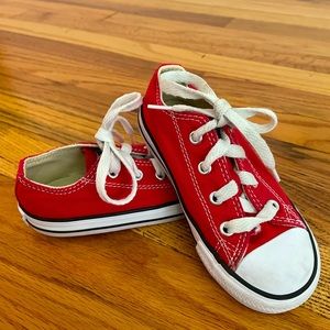 Red Converse Chuck Taylor All Star Kids Toddler size 8
